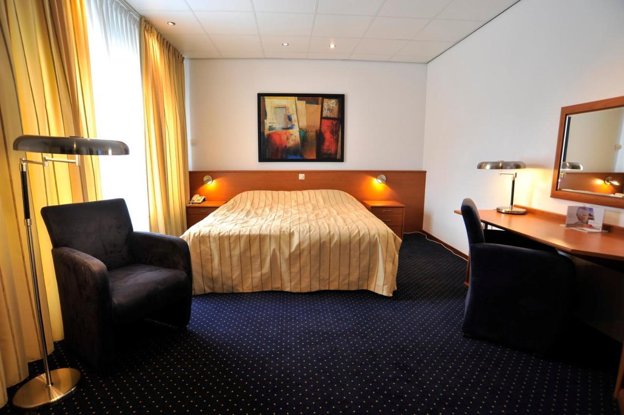 City Hotel Bergen Op Zoom Room photo
